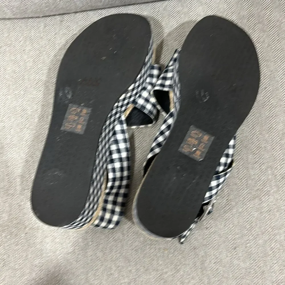 NWOT  Rag & Bone Megan Blue Sandals